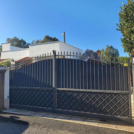 Il Sole Di Roma Villa Casal Palocco Luaran gambar