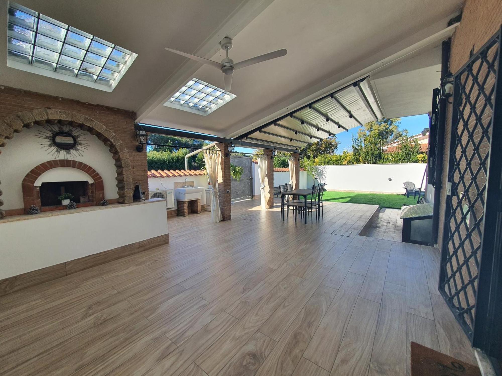 Il Sole Di Roma Villa Casal Palocco Luaran gambar