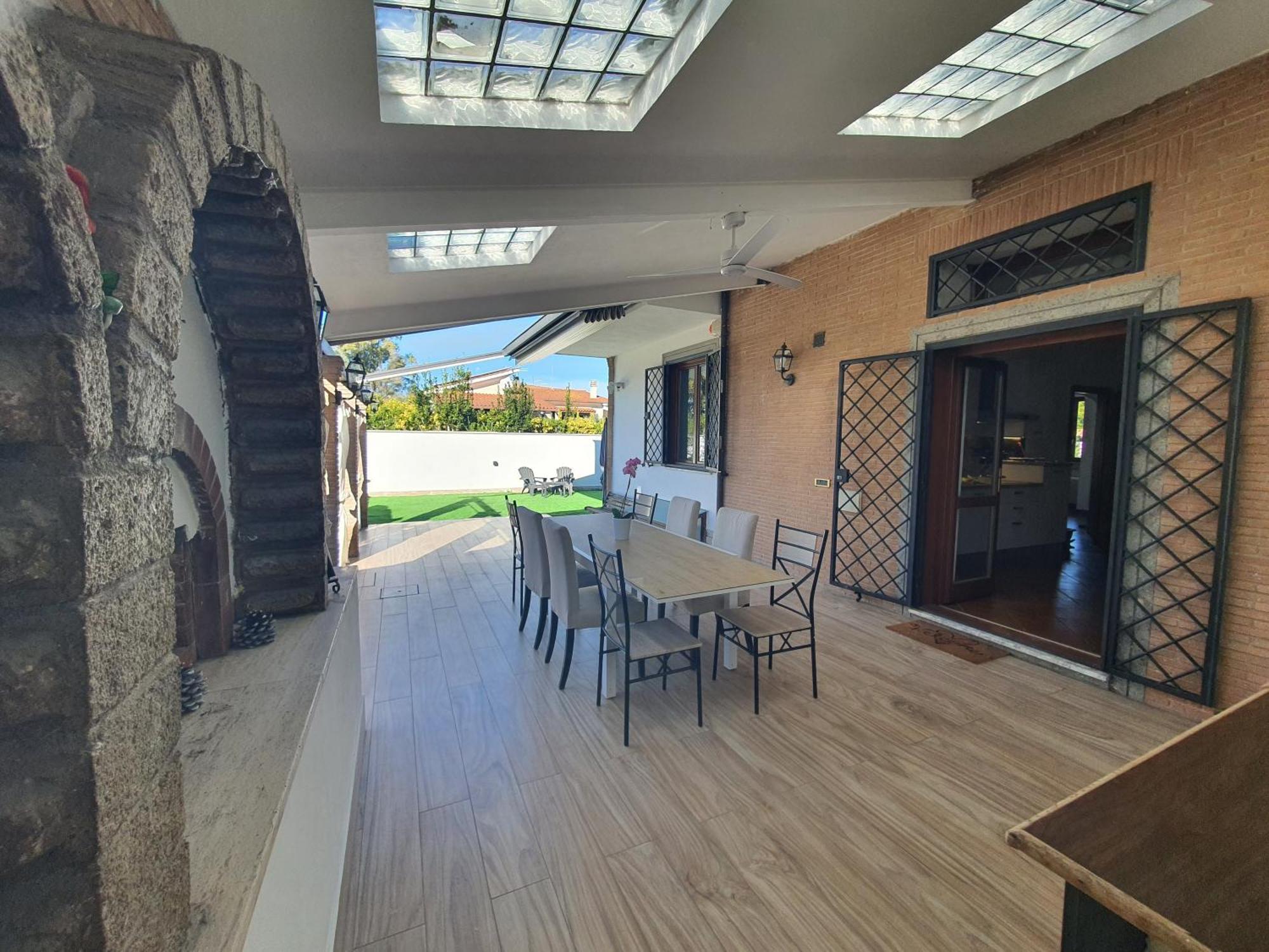 Il Sole Di Roma Villa Casal Palocco Luaran gambar