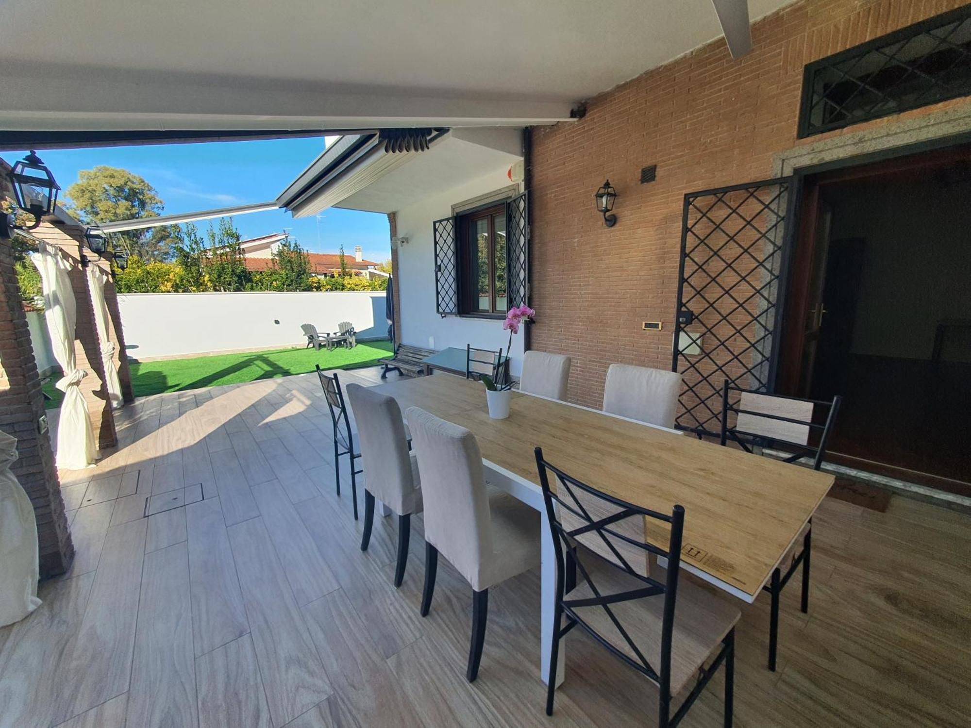 Il Sole Di Roma Villa Casal Palocco Luaran gambar